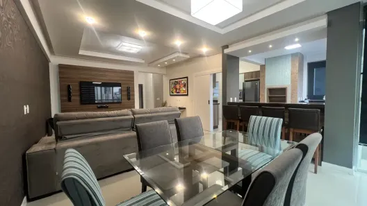 Apartamento com 3 Quartos para alugar, 122m² no Centro, Balneário Camboriú