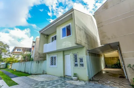 Sobrado com 3 Quartos à venda, 94m² no Novo Mundo, Curitiba