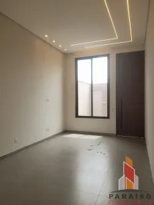 Casa com 3 Quartos à venda, 140m² no Novo Mundo, Uberlândia