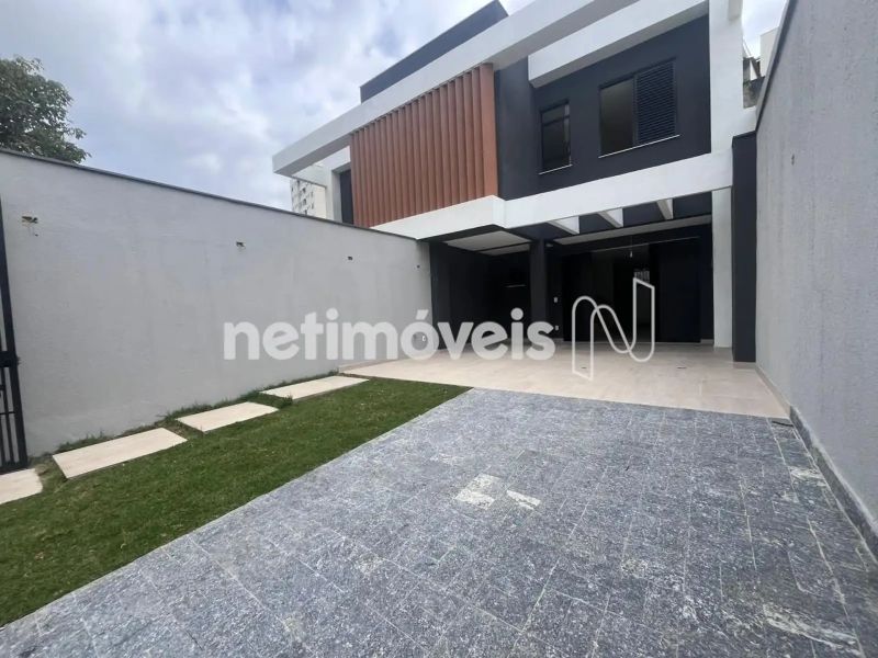 Casa com 3 quartos — Ouro Preto, Belo Horizonte