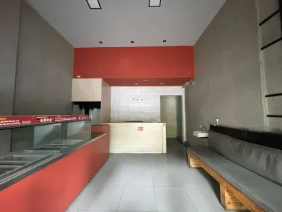 Ponto Comercial para alugar, 160m² no Savassi, Belo Horizonte