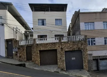 Casa com 5 Quartos à venda, 111m² no São Mateus, Juiz de Fora