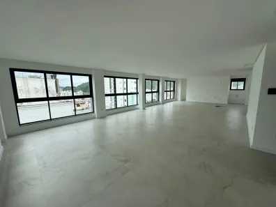 Cobertura com 4 Quartos à venda, 230m² no Centro, Balneário Camboriú