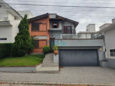 Casa com 3 Quartos à venda, 202m² no Pedra Branca, Palhoça