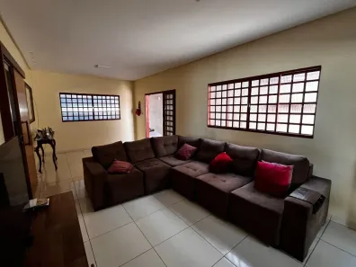 Casa com 2 Quartos à venda, 103m² no Industrial Mooca, Goiânia