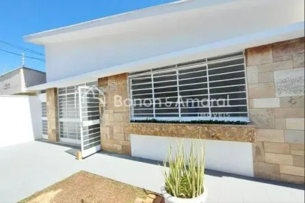 Casa com 4 Quartos para alugar, 355m² no Vila Lemos, Campinas