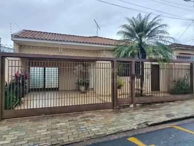 Casa com 3 Quartos à venda, 136m² no Parque Industrial, São José do Rio Preto
