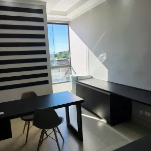 Ponto Comercial para alugar, 17m² no Loteamento Villa Branca, Jacareí