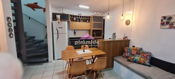 Casa com 2 Quartos à venda, 55m² no Jardim Casa Branca, Caraguatatuba