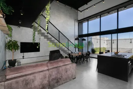 Sobrado com 3 Quartos à venda, 235m² no Bom Jardim, Maringá