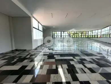 Imóvel Comercial para alugar, 390m² no Jardim das Palmeiras, Uberlândia