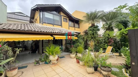 Casa de Condomínio com 4 Quartos para venda ou aluguel, 120m² no Vargem Pequena, Rio de Janeiro
