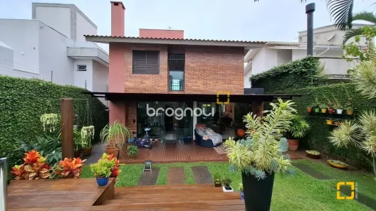 Casa com 3 Quartos à venda, 200m² no Pedra Branca, Palhoça
