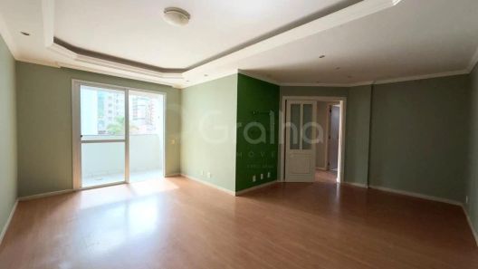 Apartamento com 3 Quartos à venda, 90m² no Centro, Florianópolis