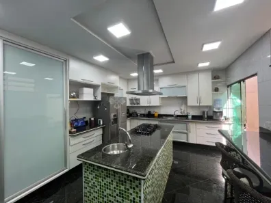 Imóvel Comercial com 4 Quartos à venda, 620m² no Cidade Alta, Piracicaba