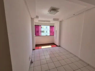 Apartamento com 3 Quartos para alugar, 70m² no Jardim Nova Era, Aparecida de Goiânia
