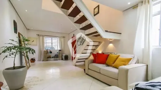 Casa com 3 Quartos à venda, 200m² no Jardim Aeroporto, São Paulo