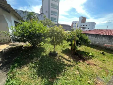 Lote/Terreno à venda, 744m² no Coqueiros, Florianópolis