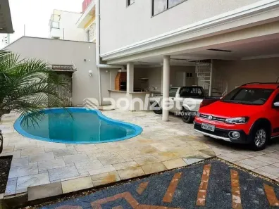 Sobrado com 3 Quartos à venda, 480m² no Vila Valparaíso, Santo André
