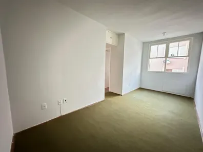Apartamento com 2 Quartos à venda, 45m² no Centro, Pelotas