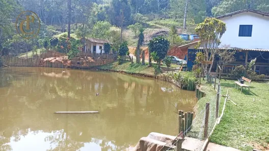 Fazenda/Sítio com 4 Quartos à venda, 800m² no , Paraibuna