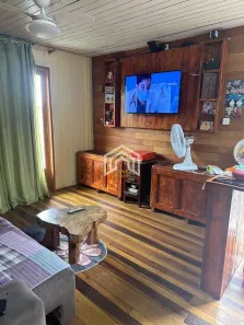Casa com 2 Quartos à venda, 100m² no Parque Guarani, Joinville