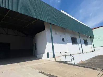 Galpão/Depósito/Armazém para alugar, 1000m² no Ferreira, São Paulo