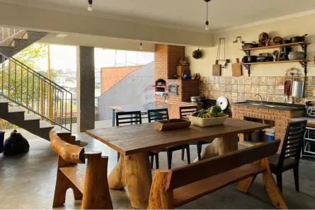 Casa com 4 Quartos à venda, 332m² no Jardim Planalto, Arujá
