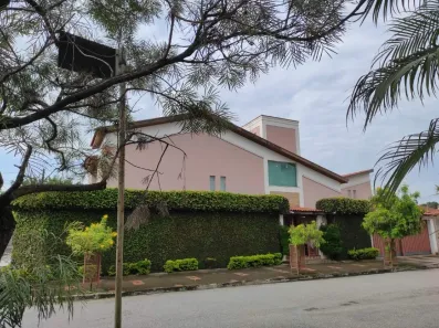 Casa com 3 Quartos à venda, 335m² no Jardim Rony, Guaratinguetá