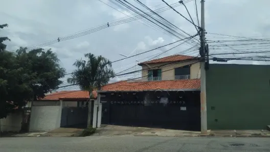 Casa com 2 Quartos à venda, 250m² no Wanel Ville, Sorocaba