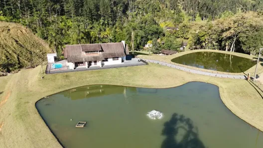 Fazenda/Sítio com 3 Quartos à venda, 600m² no Benedito Novo, Benedito Novo
