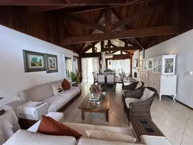 Casa com 5 Quartos à venda, 247m² no Carlos Guinle, Teresópolis