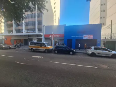 Ponto Comercial para venda ou aluguel, 250m² no Vila Isabel, Rio de Janeiro