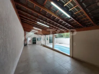 Casa de Condomínio com 3 Quartos para alugar, 180m² no Residencial Samambaia, São Carlos