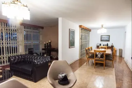Casa com 5 Quartos à venda, 440m² no Jardim da Glória, São Paulo