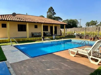 Fazenda/Sítio com 3 Quartos à venda, 250m² no Chácara Remanso (Caucaia do Alto), Vargem Grande Paulista