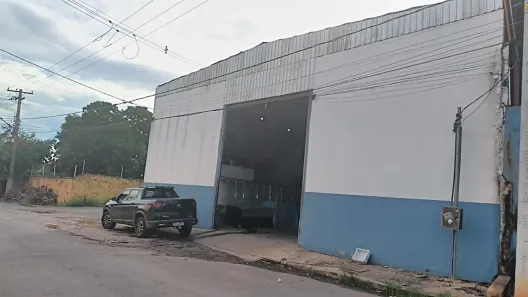 Galpão/Depósito/Armazém para alugar, 375m² no Marajoara, Várzea Grande