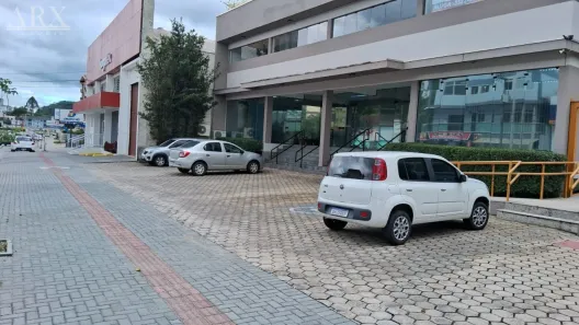 Sala Comercial para alugar, 533m² no Ponta Aguda, Blumenau