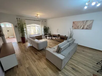 Sobrado com 3 Quartos à venda, 211m² no Vila Invernada, São Paulo