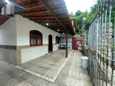 Casa com 3 Quartos à venda, 140m² no Ponto Chic, Nova Iguaçu
