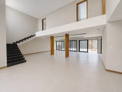 Sobrado com 3 Quartos à venda, 304m² no Jardim Santa Maria, Jacareí