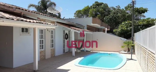 Casa com 3 Quartos à venda, 88m² no Zimbros, Bombinhas