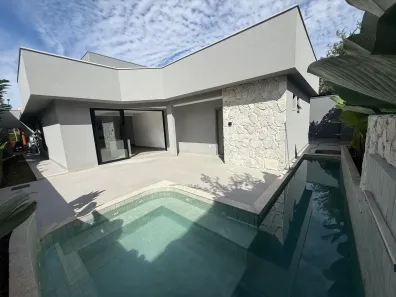 Casa de Condomínio com 4 Quartos à venda, 230m² no Jardins Atenas, Goiânia