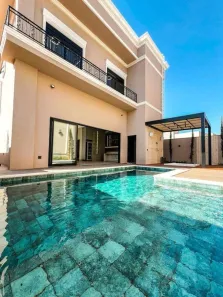 Casa com 4 Quartos à venda, 368m² no Condomínio Vale das Araras, Rio Verde