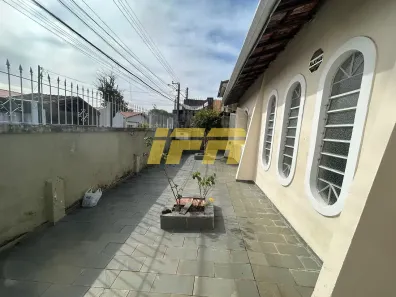 Casa com 2 Quartos à venda, 75m² no Vila Paulista, Taubaté