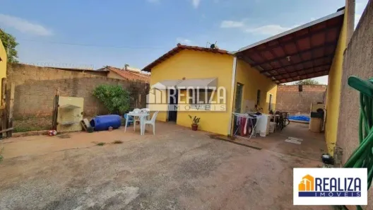 Casa com 2 Quartos à venda, 67m² no Jardim Marajó, Uberaba
