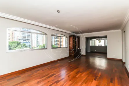 Apartamento com 3 Quartos à venda, 204m² no Vila Uberabinha, São Paulo