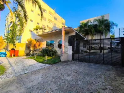 Apartamento com 2 Quartos para alugar, 60m² no Córrego Grande, Florianópolis