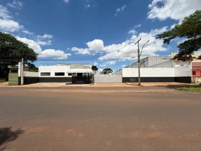 Galpão/Depósito/Armazém para venda ou aluguel, 1079m² no 2° Distrito Industrial (Domingos Ferrari), Araraquara