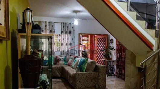 Sobrado com 3 Quartos à venda, 172m² no Vila Paiva, São Paulo